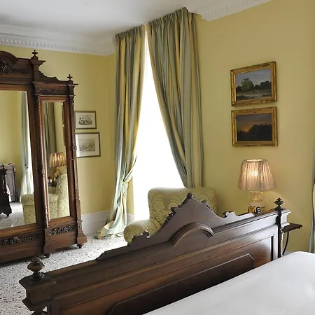 Palazzo Del Senatore Resort 3*